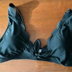 Jcrew scalloped edge bikini top